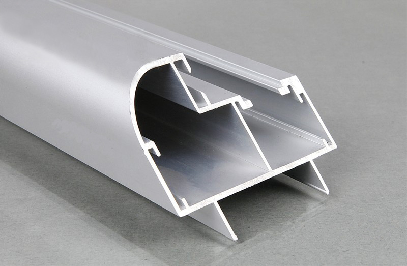 辦公室高隔斷的材料和設(shè)計理念