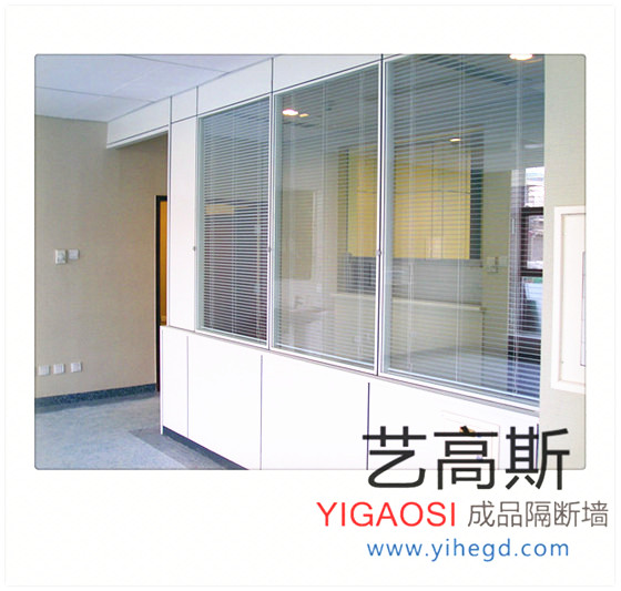 1ed912ba0c3f459ba414c96be951f76a.jpg 1ed912ba0c3f459ba414c96be951f76a.jpg