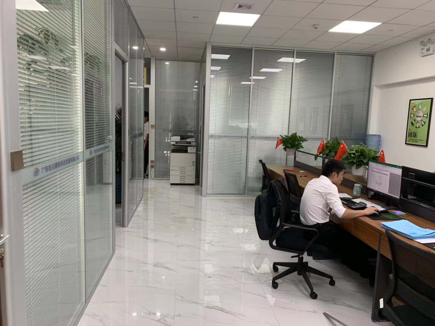 玻璃隔斷安裝效果圖 玻璃隔斷安裝效果圖